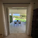 Modern 2 Bedroom - Terrace, Pool Access & Mountain Views *