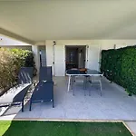 Daire Modern 2 Bedroom - Terrace, Pool Access & Mountain Views *
